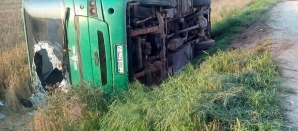 Рейсовый автобус опрокинулся под Оршей - Sputnik Беларусь