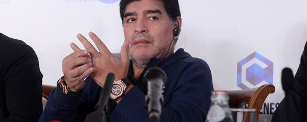 Футболист, председатель правления белорусского ФК Динамо-Брест Диего Марадона - Sputnik Беларусь