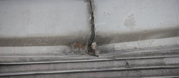 Трещина в балке моста - Sputnik Беларусь