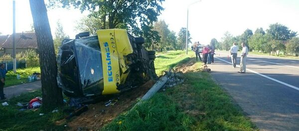 Перевернувшийся автобус Ecolines - Sputnik Беларусь