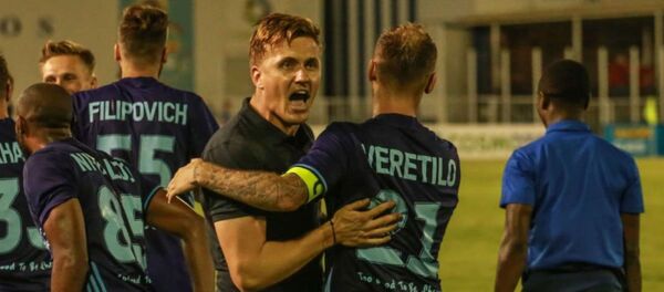 Тренер Динамо-Брест после матча в Афинах Тренер Динамо-Брест после матча в Афинах - Sputnik Беларусь