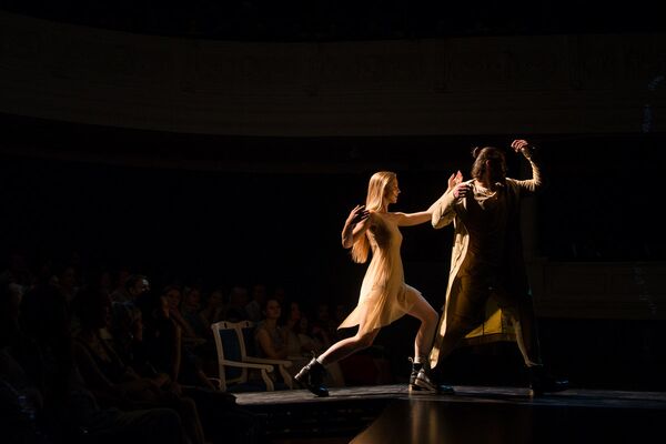 Шекспир нервно курит, пока его герои читают рэп на белорусском языке - Sputnik Беларусь