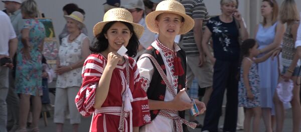 Видеофакт: чем угощали и удивляли на Дне Литвы в Минске - Sputnik Беларусь