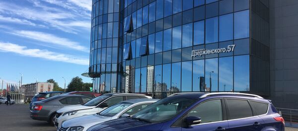 Бизнес-центр Omega Tower на пр. Дзержинского, 57, где расположен офис TUT.BY - Sputnik Беларусь