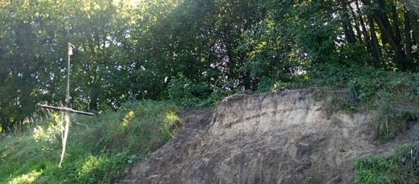 Юноша прыгнул с тарзанки в реку в Мостах и утонул - Sputnik Беларусь