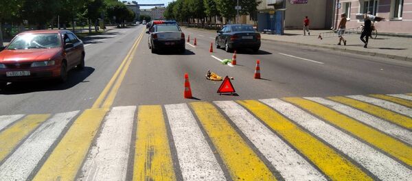 ДТП в Орше: машина сбила пенсионера на переходе - Sputnik Беларусь