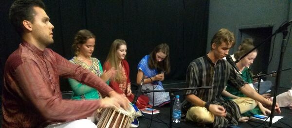 В Витебске прошел этап международного йога-тура - Sputnik Беларусь