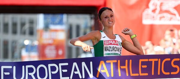 Женский марафон: белоруска Ольга Мазуренок первой пересекает финишный створ на ЧЕ по легкой атлетике в Берлине - Sputnik Беларусь