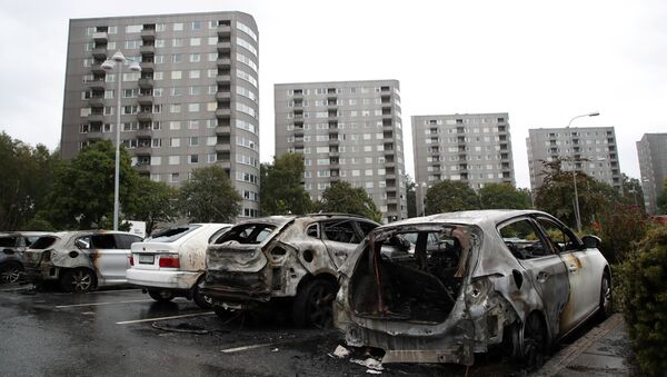 Массовые поджоги автомобилей в Швеции - Sputnik Беларусь