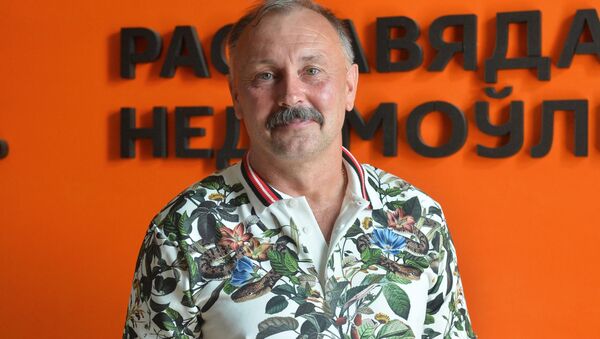 Главный тренер сборной Беларуси по футболу Игорь Криушенко - Sputnik Беларусь