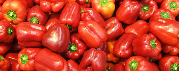 Красные перцы, архивное фото - Sputnik Беларусь