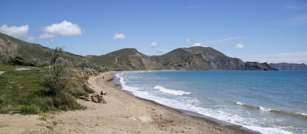 Пляж в Тихой бухте. - Sputnik Беларусь