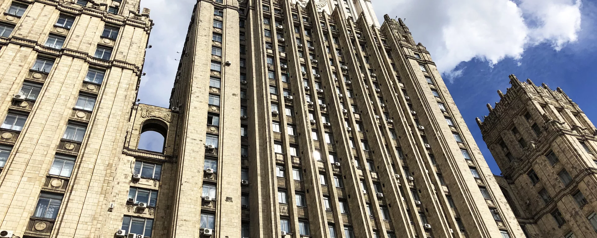 Здание Министерства иностранных дел РФ на Смоленской-Сенной площади в Москве - Sputnik Беларусь, 1920, 18.04.2021