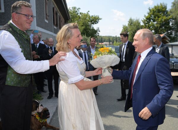 Президент РФ В. Путин посетил Австрию - Sputnik Беларусь