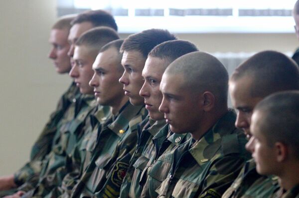 Более 50 солдат-срочников признаны потерпевшими по делу Александра Коржича - Sputnik Беларусь