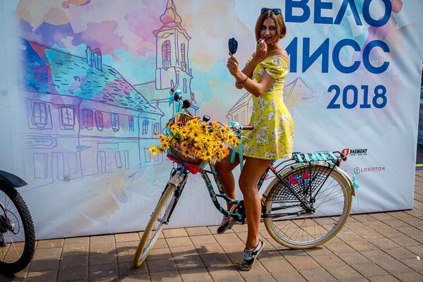 Велопарад девушек и конкурс Веломисс состоялись в Минске - Sputnik Беларусь