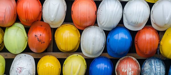 Строительные каски, архивное фото Строительные каски, архивное фото - Sputnik Беларусь