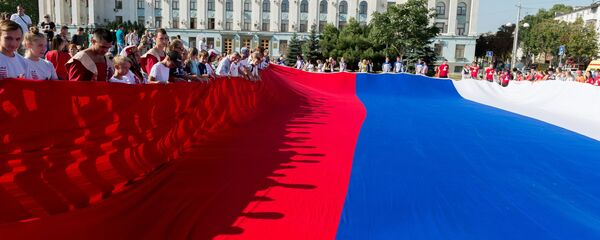 День государственного флага в Симферополе - Sputnik Беларусь