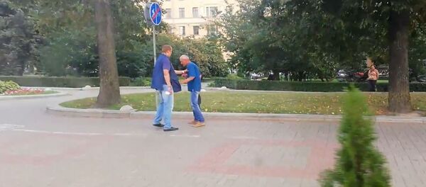 Очередная драка контролера и зайца в Минске - Sputnik Беларусь