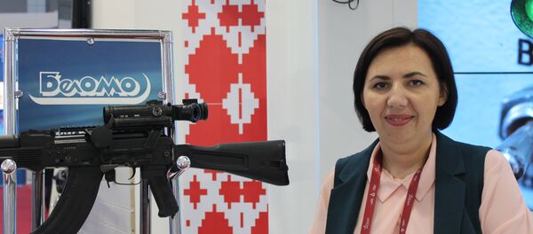 Начальник коммерческого отдела холдинга БелОМО Елена Титова - Sputnik Беларусь