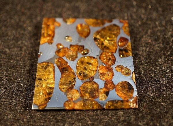 А так - на аукционе eBay, после предпродажной подготовки А так - на аукционе eBay, после предпродажной подготовки - Sputnik Беларусь