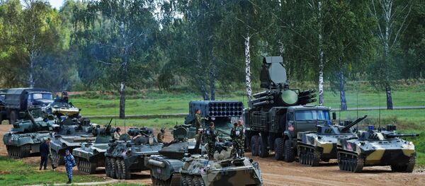 Военная техника в ходе демонстрационной программы в сухопутном кластере в рамках IV Международного военно-технического форума «Армия-2018» в Кубинке - Sputnik Беларусь