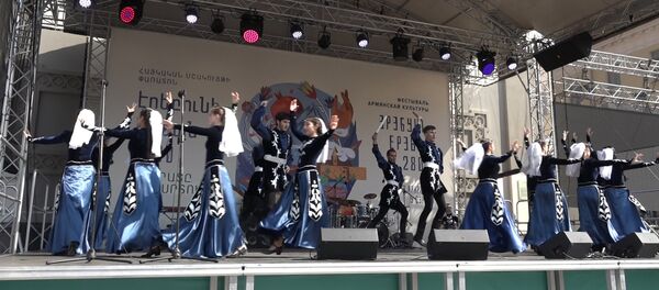 Как прошел День Армении в Верхнем городе - Sputnik Беларусь