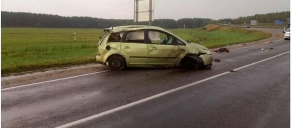 В субботу вечером на автотрассе М1/Е30 случилось ДТП - Sputnik Беларусь