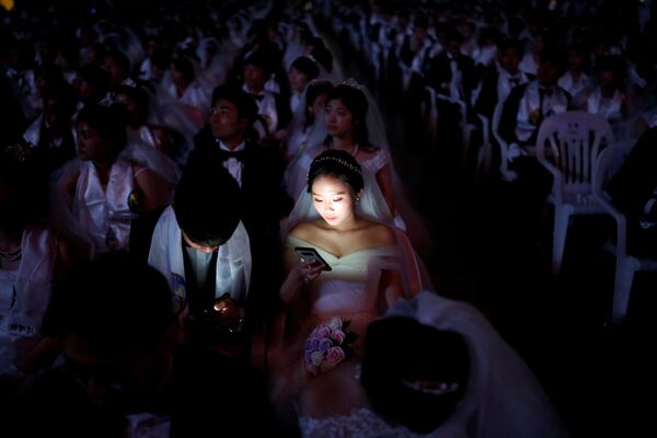Массовая свадьба в Южной Корее - Sputnik Беларусь
