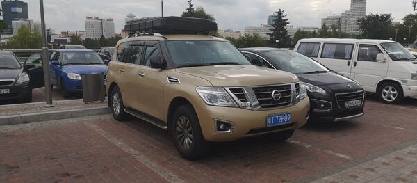 Аўтамабіль з кітайскімі нумарамі ў Мінску Аўтамабіль з кітайскімі нумарамі ў Мінску - Sputnik Беларусь