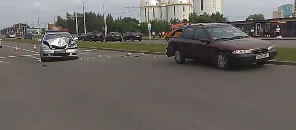 Авария с участием автомобиля ГАИ в Бресте Авария с участием автомобиля ГАИ в Бресте - Sputnik Беларусь