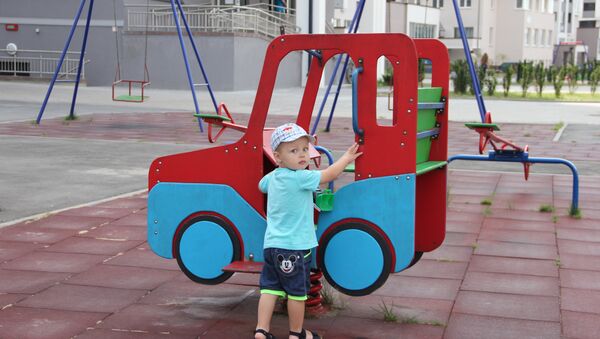 Нехватка мест в детских садах - типичный диагноз молодых районов Минска - Sputnik Беларусь