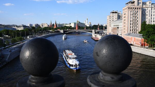 Туристические теплоходы на Москве-реке, архивное фото - Sputnik Беларусь