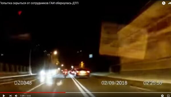Опубликовано видео ночной погони за мотоциклистом в центре Минска - Sputnik Беларусь
