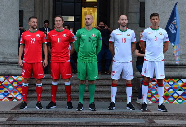 Спортсмены будут представлять свою страну в красном, белом и зеленом цветах - Sputnik Беларусь