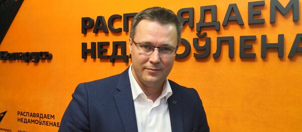 Политический обозреватель АТН Белтелерадиокомпании Андрей Кривошеев  - Sputnik Беларусь