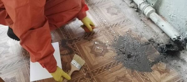 Около 30 г ртути нашли  в одном из кабинетов поликлиники в Новополоцке - Sputnik Беларусь