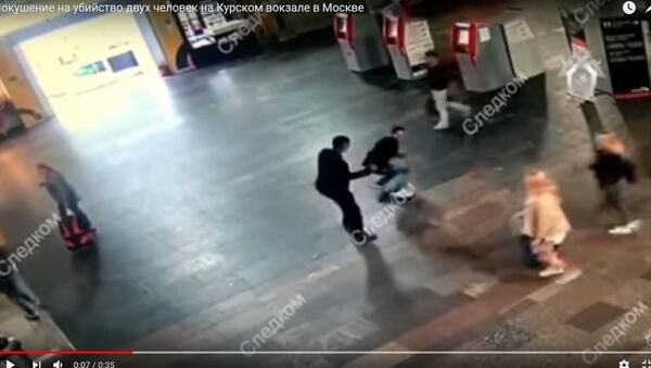 Появилось видео поножовщины на Курском вокзале в Москве - Sputnik Беларусь