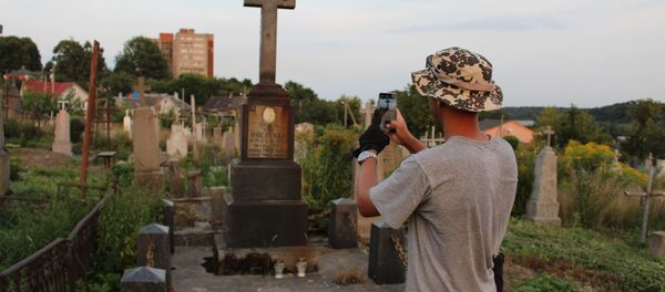 Как сделать скамейку и стол на кладбище собственными руками