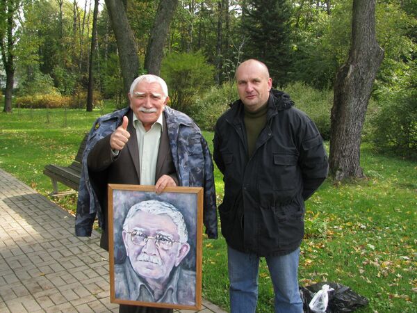 Тот самый портрет, из-за которого бывшая супруга спорит с Джигарханяном Тот самый портрет, из-за которого бывшая супруга спорит с Джигарханяном - Sputnik Беларусь