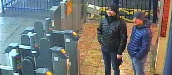 Обвиняемые Александр Петров и Руслан Баширов - скрин с камеры Обвиняемые Александр Петров и Руслан Баширов - скрин с камеры - Sputnik Беларусь