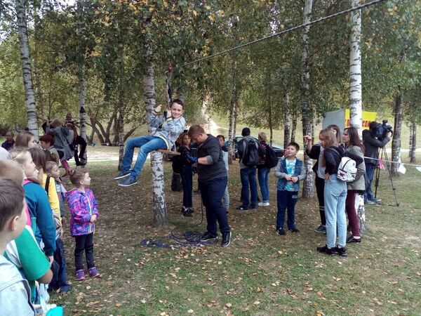 Центр туризма Криница предложил детям увлекательные испытания - Sputnik Беларусь