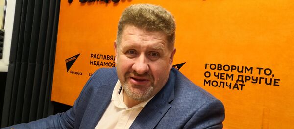 Украинский политолог, председатель правления Института украинской политики и Фонда Украинская политика Константин Бондаренко Украинский политолог, председатель правления Института украинской политики и Фонда Украинская политика Константин Бондаренко - Sputnik Беларусь