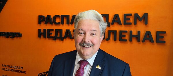 Бабурин: будет ли 17 сентября праздником и выходным? Бабурин: будет ли 17 сентября праздником и выходным? - Sputnik Беларусь