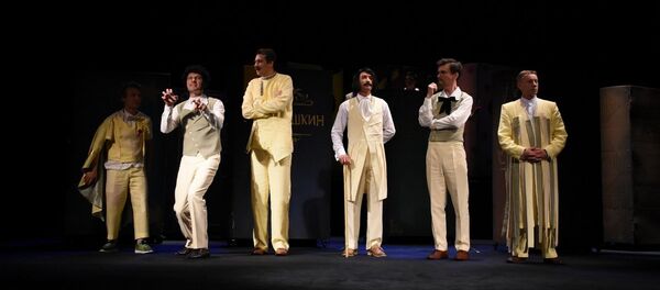 Прэм'ера спектакля З нагоды мёртвых душ Прэм'ера спектакля З нагоды мёртвых душ - Sputnik Беларусь
