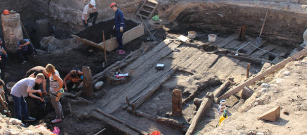 Средневековый дом XIV века нашли на раскопках Старого замка в Гродно - Sputnik Беларусь