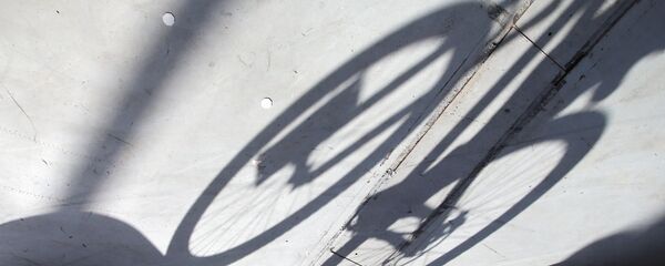 Тень от велосипеда - Sputnik Беларусь