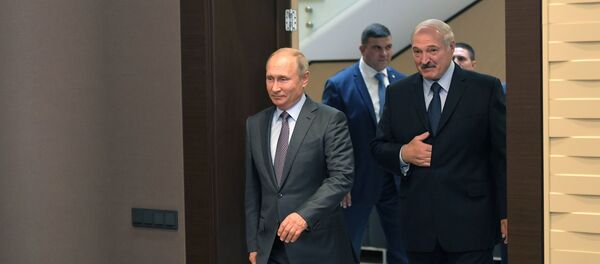  Президент РФ Владимир Путин и президент Беларуси Александр Лукашенко (справа) - Sputnik Беларусь
