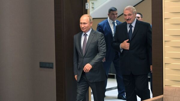  Президент РФ Владимир Путин и президент Беларуси Александр Лукашенко (справа) - Sputnik Беларусь