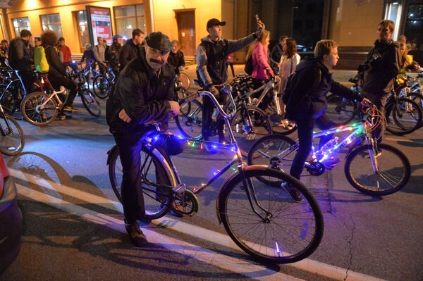 Конкурс светящихся велосипедов в Минске - Sputnik Беларусь